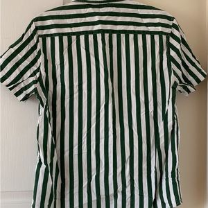 Men’s short sleeve button down shirt green and white stripes